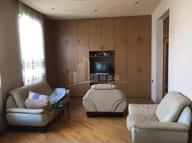 3 bedroom apartment 290 m² Tbilisi, Georgia