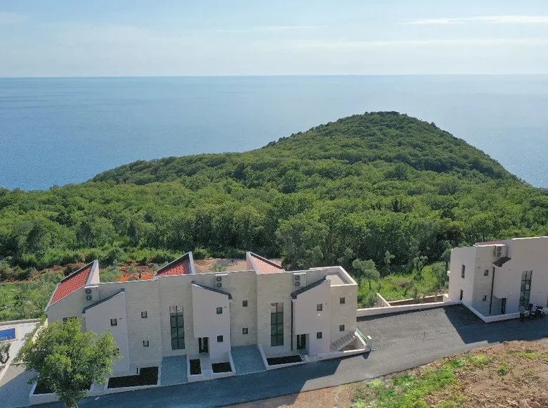 4 bedroom house 140 m² Katun Rezevici, Montenegro