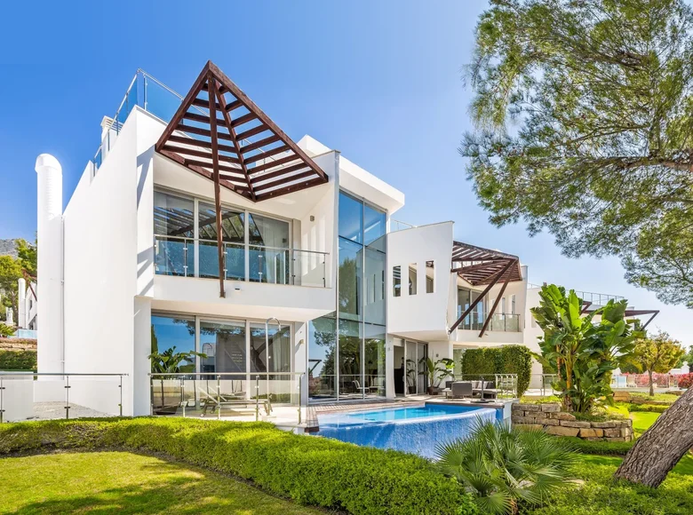 Dom 5 pokojów 385 m² Malaga, Hiszpania