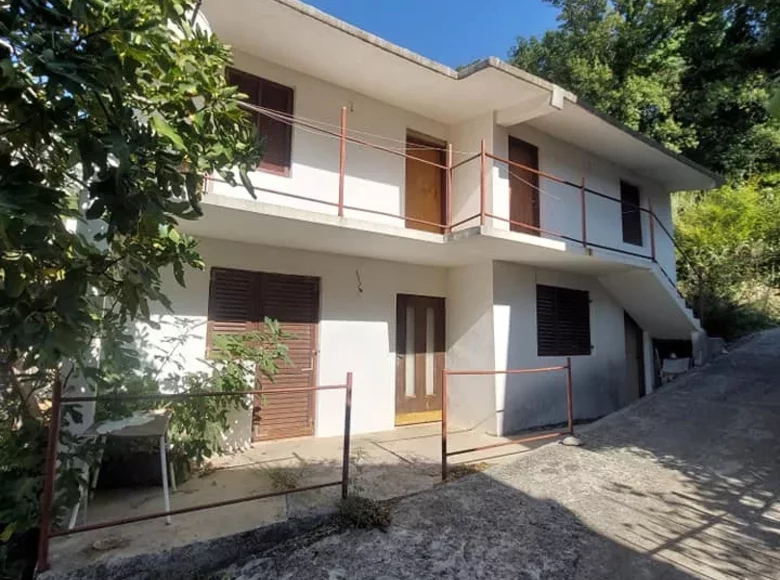 Dom 3 pokoi 100 m² Czarnogóra, Czarnogóra