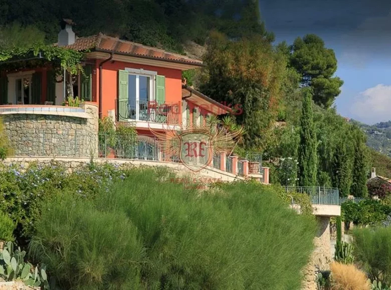 5 bedroom villa 320 m² Bordighera, Italy