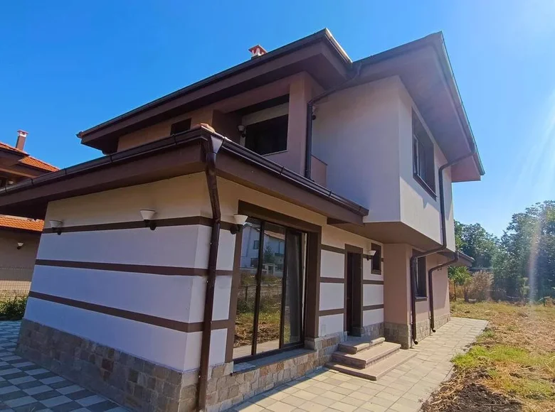 3 bedroom house 167 m² Polski Izvor, Bulgaria