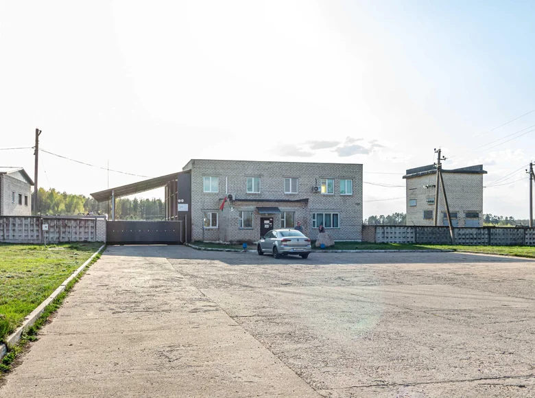 Propriété commerciale 1 500 m² à Piekalin, Bélarus