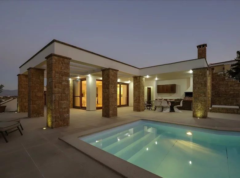 5 bedroom villa 300 m² Kardia, Greece