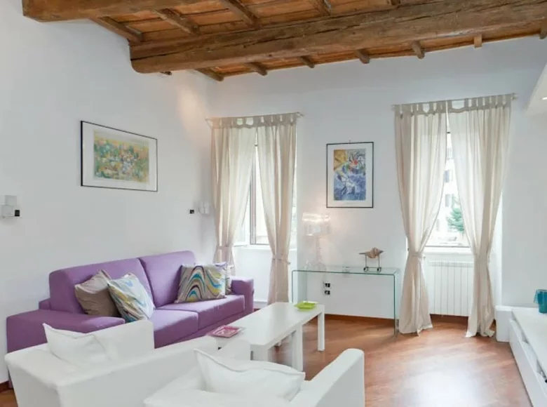 Wohnung 3 Zimmer 120 m² Rom, Italien
