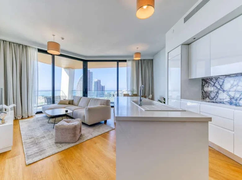 Mieszkanie 2 pokoi 119 m² Limassol District, Cypr