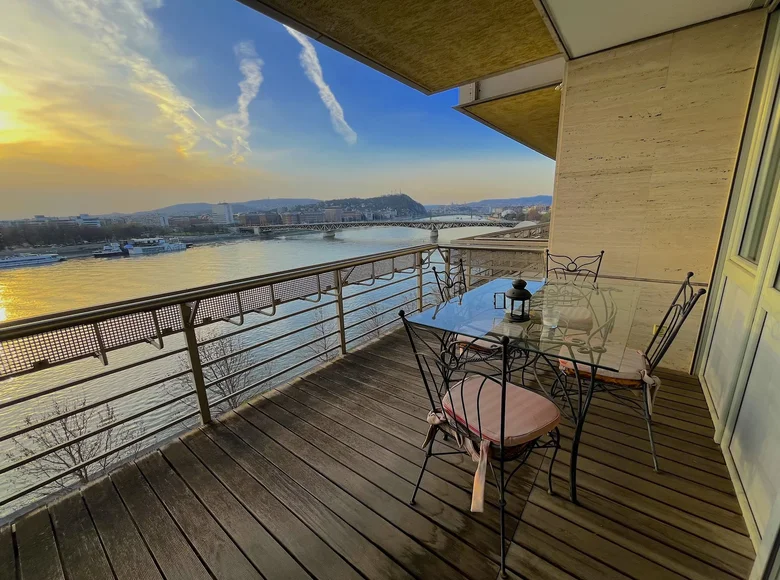 Kondominium 3 zimmer 78 m² Budapest, Ungarn