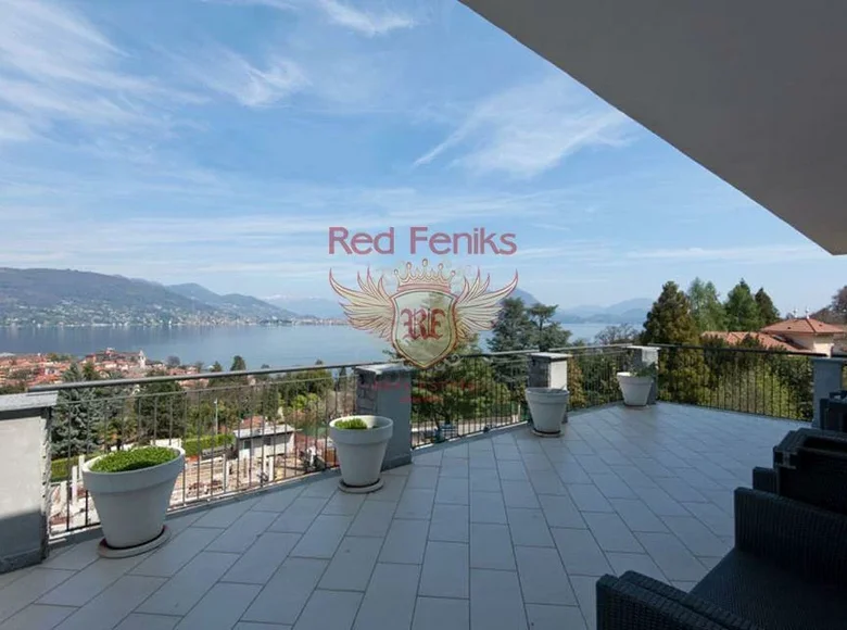 3 bedroom apartment  Baveno, Italy