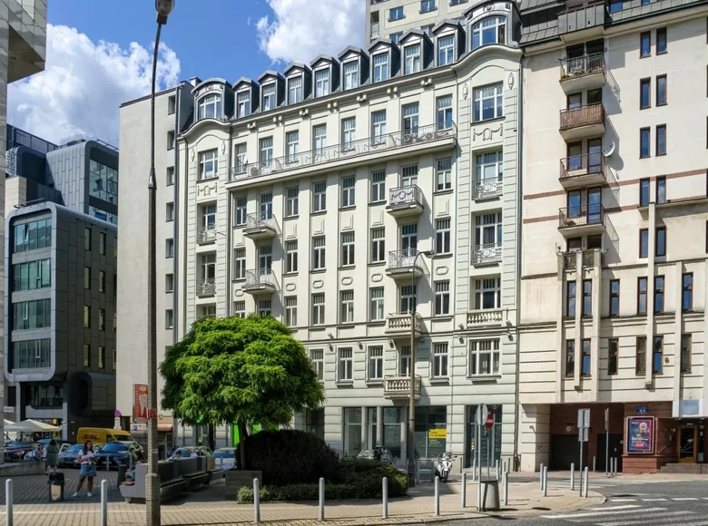 Commercial property 143 m² in Warsaw, Poland