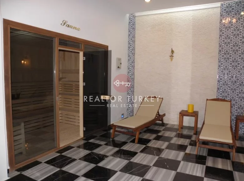 5 bedroom apartment 360 m² Alanya, Turkey