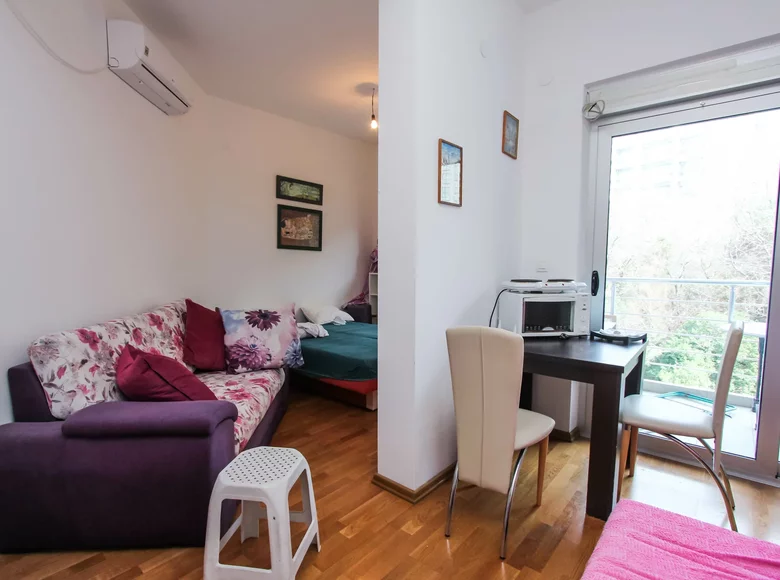 Apartamento 30 m² Rafailovici, Montenegro