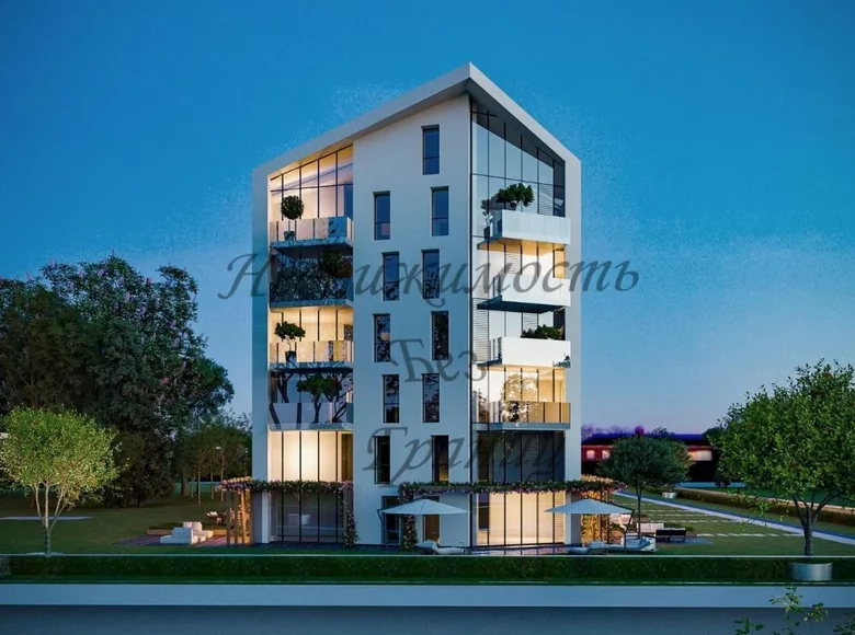 Mieszkanie 3 pokoi 154 m² Cekmekoey, Turcja