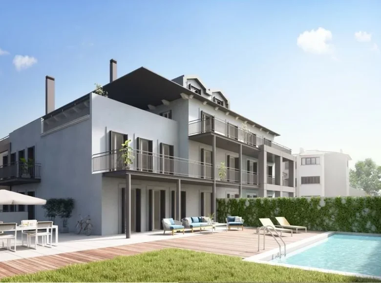 3 bedroom apartment 225 m² Estoril, Portugal