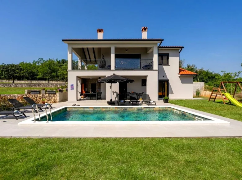 4-Schlafzimmer-Villa 167 m² Rabac, Kroatien