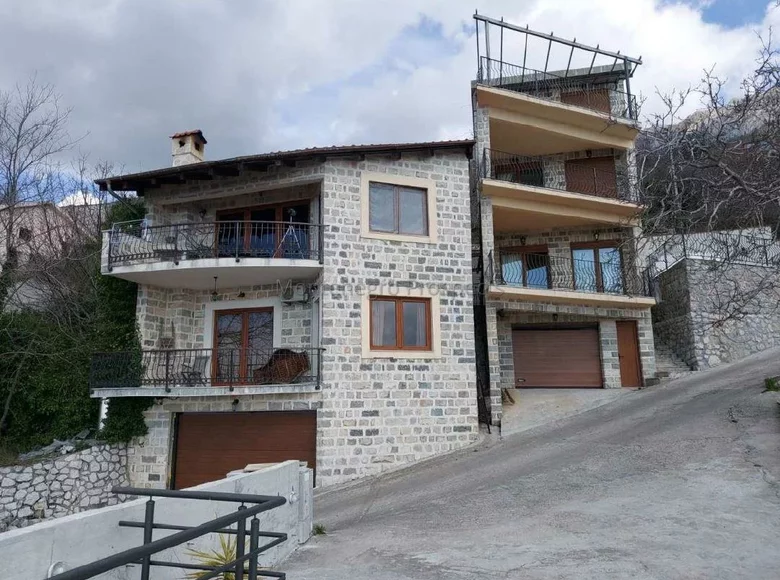 Dom 2 pokoi 194 m² Czarnogóra, Czarnogóra