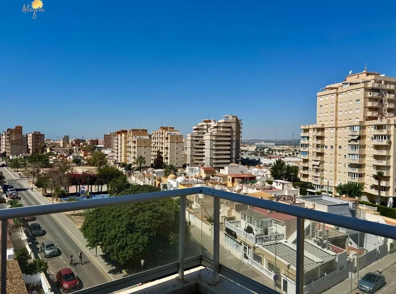 Wohnung 3 Zimmer  Torrevieja, Spanien