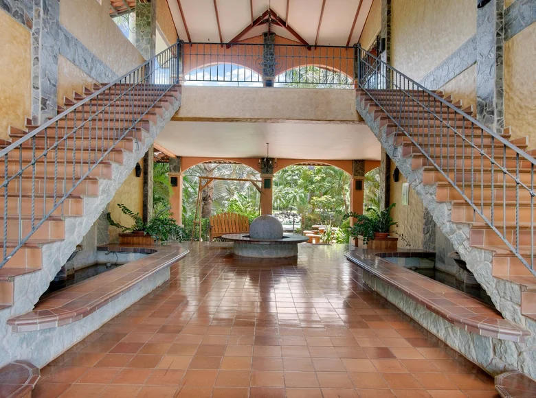 2 bedroom condo  Veintisiete de Abril, Costa Rica