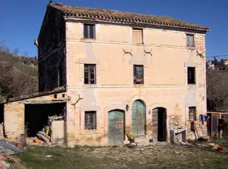 Haus 8 Zimmer 180 m² Terni, Italien