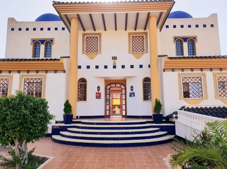 6 bedroom villa  Aguilas, Spain