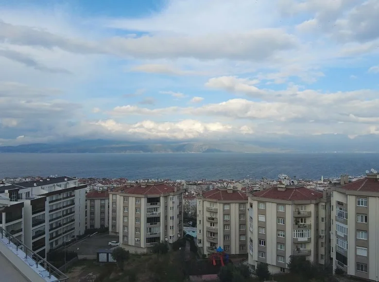 3 bedroom apartment 165 m² Mudanya, Turkey