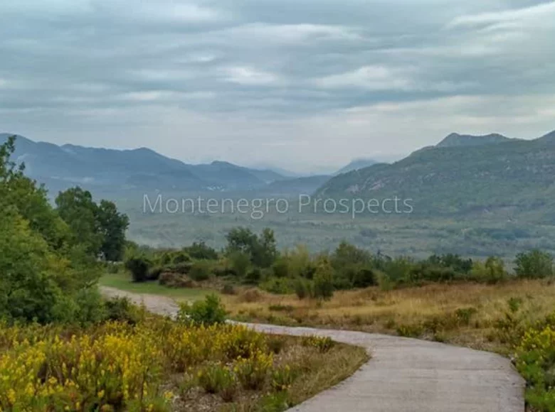 Land 44 m² Ulcinj, Montenegro