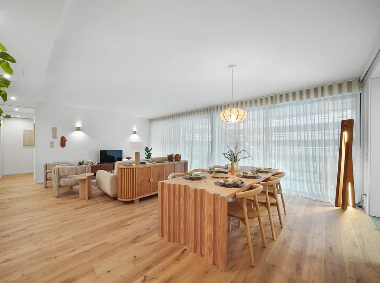 Mieszkanie 3 pokoi 135 m² Amsterdam, Holandia