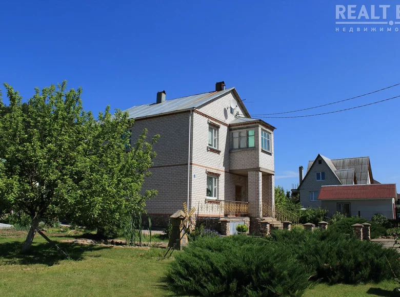 Dom wolnostojący 214 m² rejon miński, Białoruś
