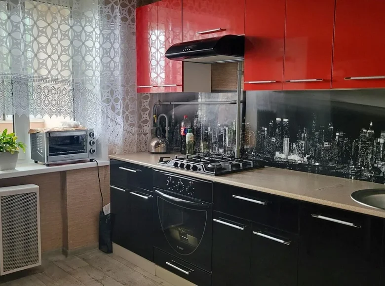Mieszkanie 3 pokoi 63 m² Mińsk, Białoruś