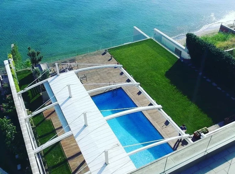 4 bedroom Villa 350 m² Bahcelievler Mahallesi, Turkey