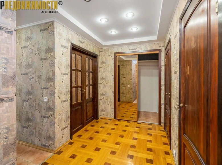 Appartement 3 chambres 64 m² Minsk, Biélorussie