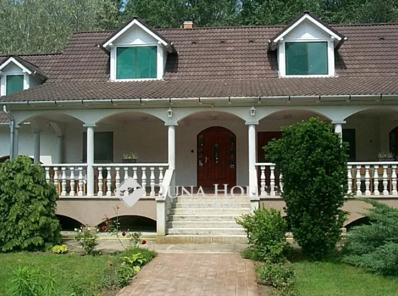 Cottage 290 m² Ruzsa, Hungary