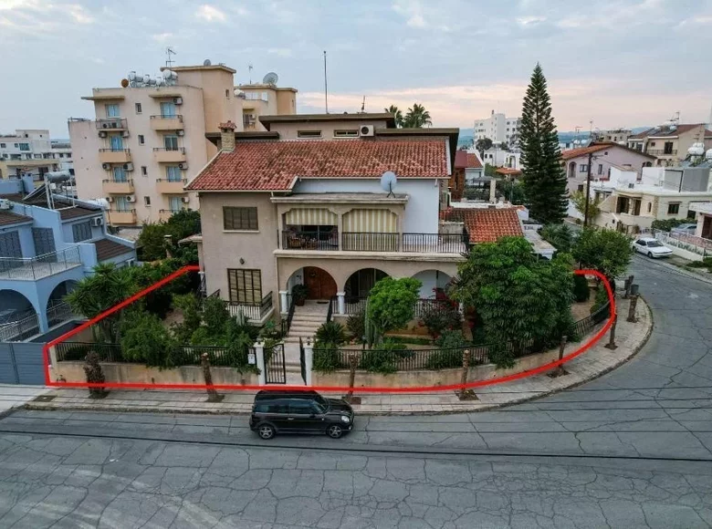 Casa 4 habitaciones 511 m² Larnaca, Chipre