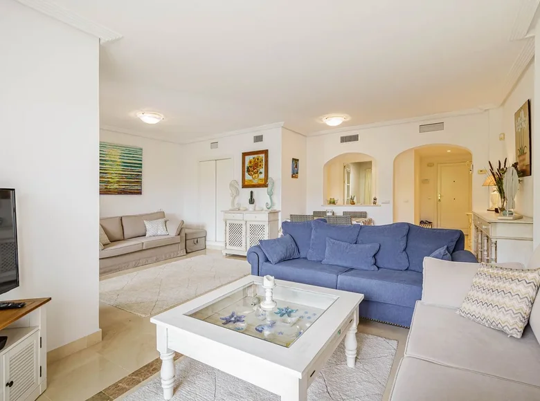 Mieszkanie 2 pokoi 101 m² San Pedro Alcantara, Hiszpania