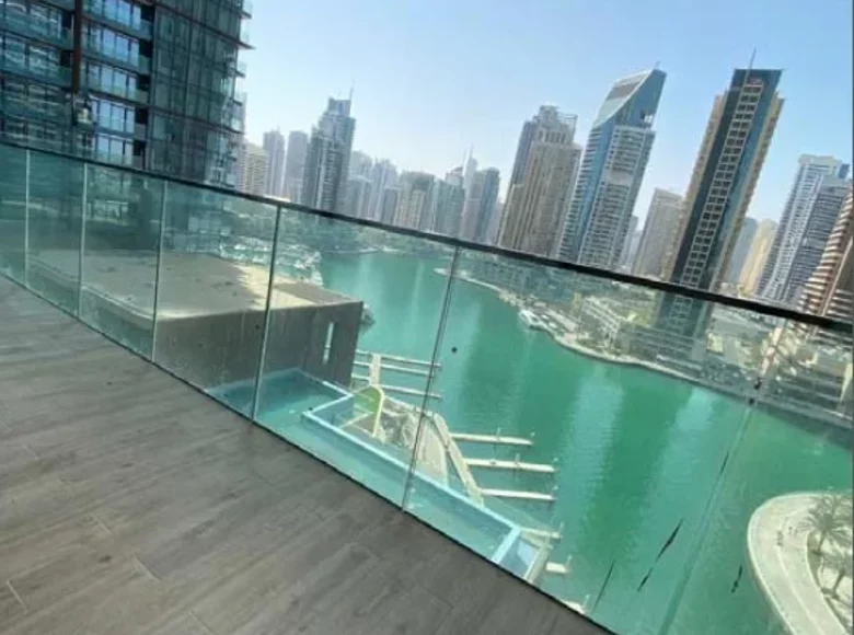 Квартира 2 спальни 141 м² Дубай, ОАЭ