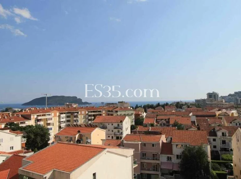 Mieszkanie 3 pokoi 70 m² Budva, Czarnogóra