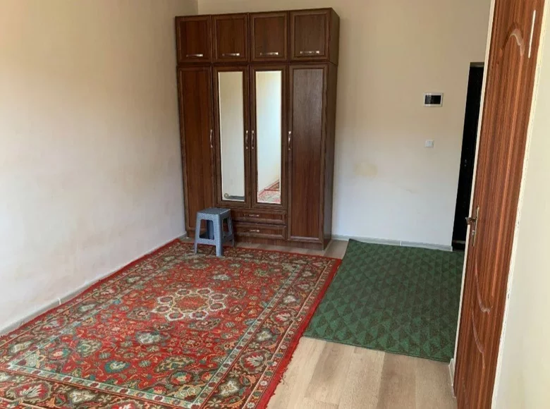 Квартира 1 комната 34 м² Ханабад, Узбекистан