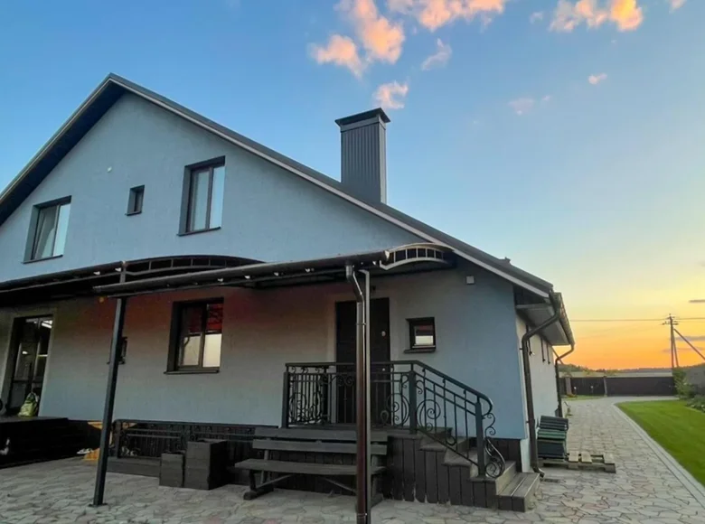 Ferienhaus 290 m² Astrashitskagaradokski rural council, Belarus
