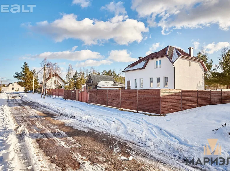 House 303 m² Kalodishchy, Belarus