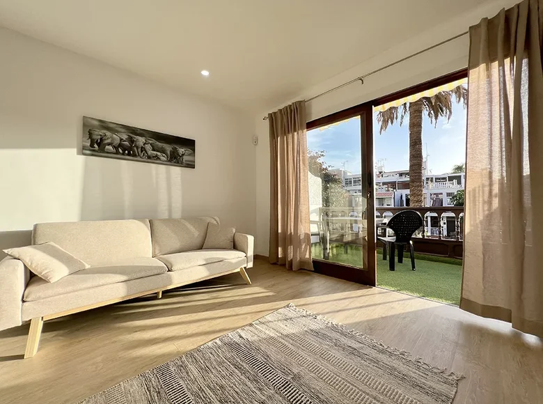 Apartment 56 m² Santa Cruz de Tenerife, Spain