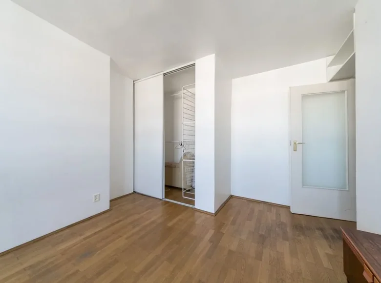 Mieszkanie 2 pokoi 46 m² Warszawa, Polska