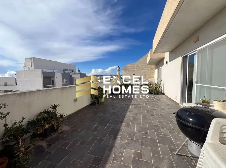 Penthouse z 2 sypialniami  Attard, Malta