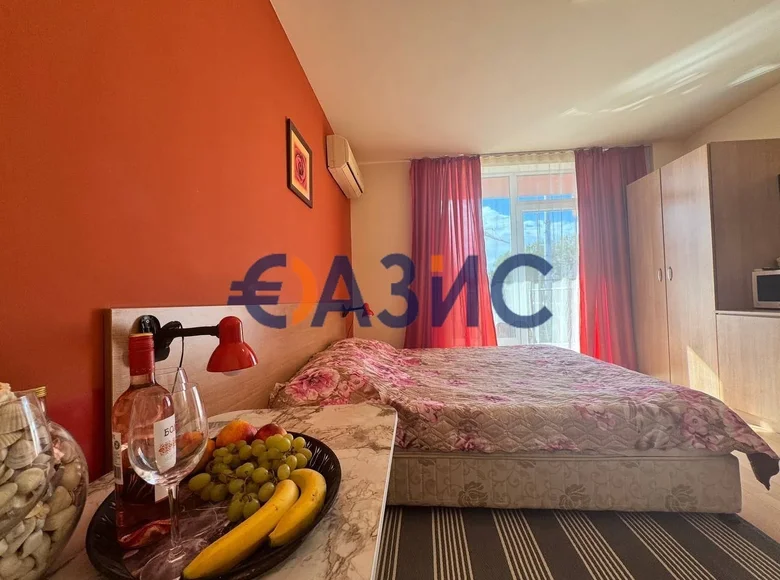 Квартира 32 м² Несебр, Болгария