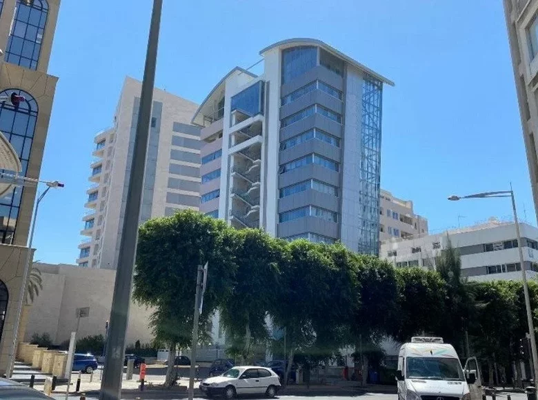Büro 957 m² Nikosia, Cyprus