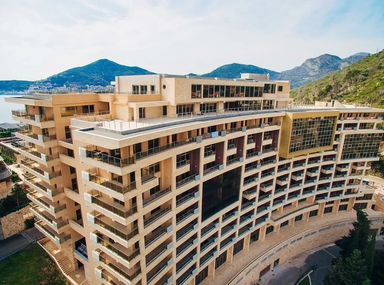 Apartamento 3 habitaciones 28 m² Rafailovici, Montenegro