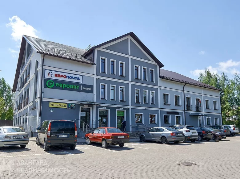 Shop 3 045 m² in Kalodishchy, Belarus