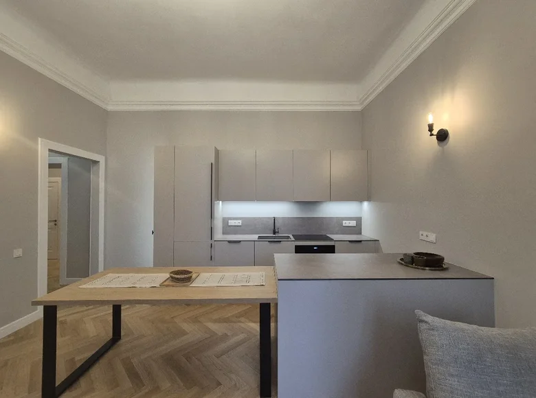 Mieszkanie 4 pokoi 89 m² Ryga, Łotwa