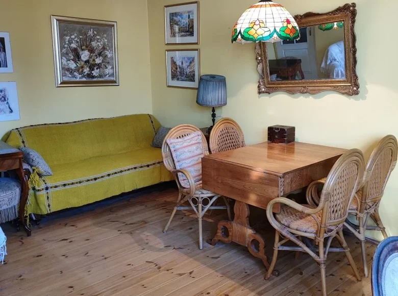 Mieszkanie 2 pokoi 43 m² Warszawa, Polska
