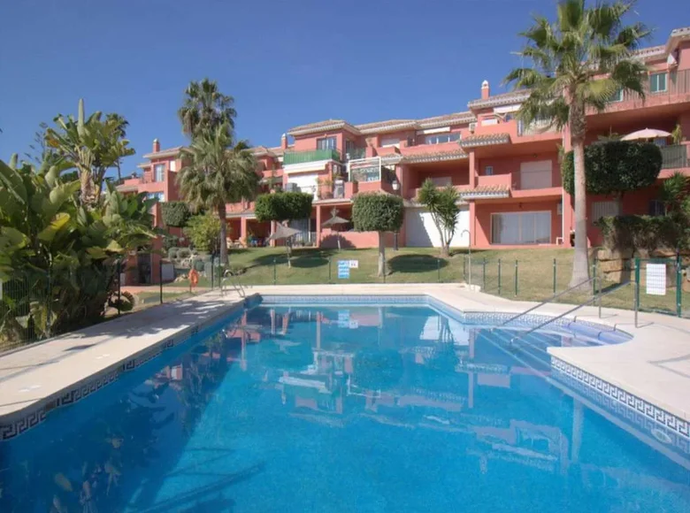 2 bedroom penthouse 88 m² Manilva, Spain