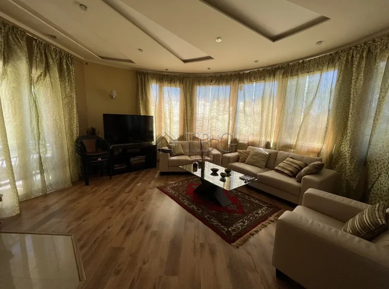 4 bedroom house 160 m² Balchik, Bulgaria