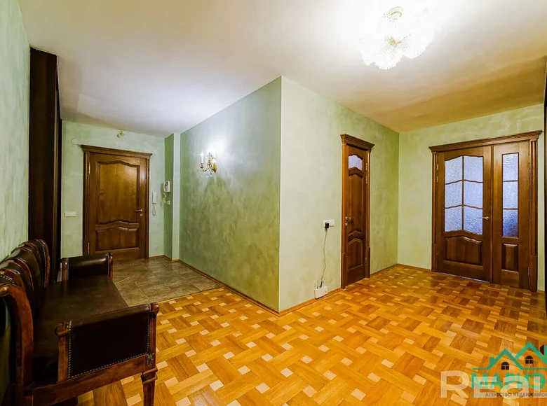 Wohnung 4 Zimmer 132 m² Minsk, Weißrussland